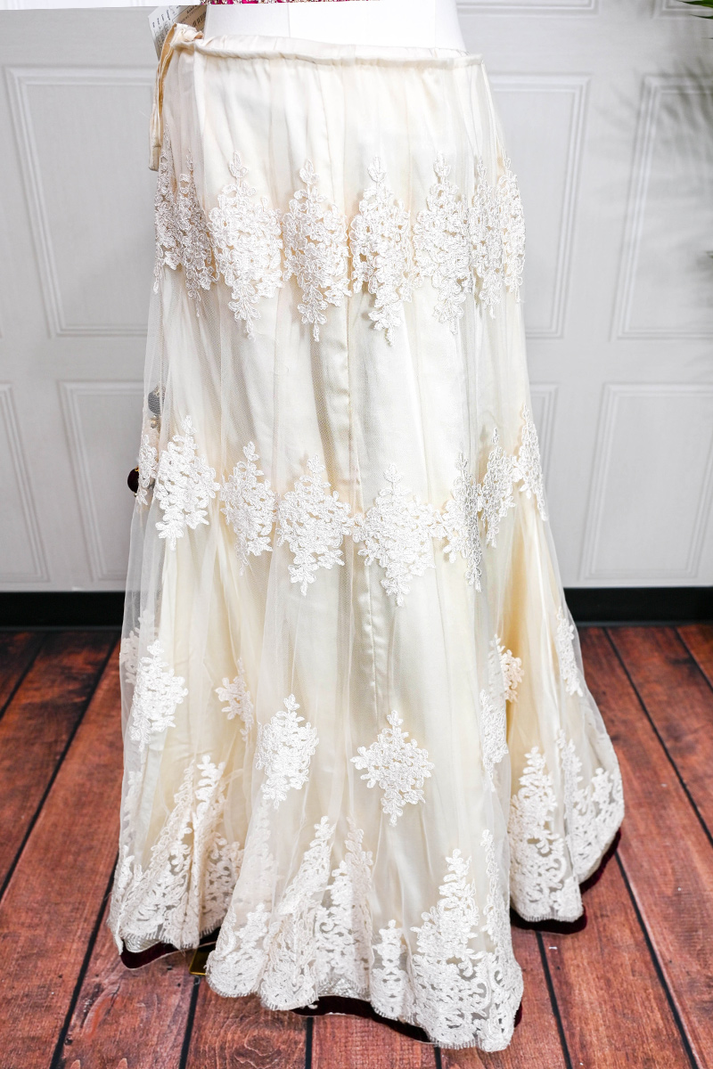 Dark Plum and Off White Lehenga Choli - Image 2