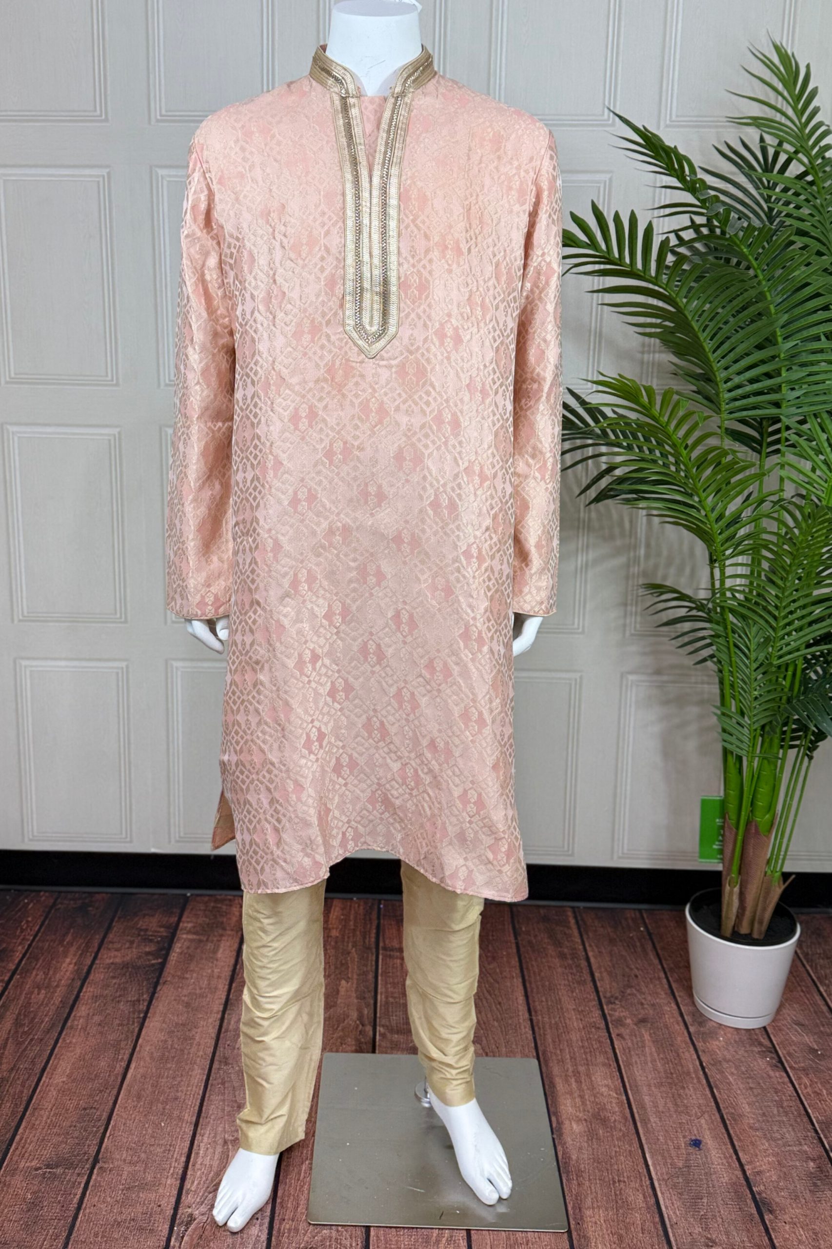 Rosette Classic Kurta Set